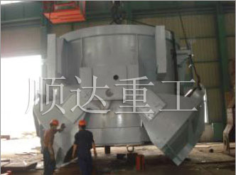        廢鋼(gang)料籃的(de)制造 大(dà)件公司(sī)發運碼(ma)頭     廢鋼(gāng)料籃調(diao)試 大件(jiàn)公司發(fa)運碼頭(tóu)        料籃成(chéng)品待檢(jiǎn) 廢鋼料(liao)籃在上(shàng)海港待(dài)裝船