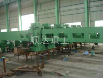 入爐(lu)、出爐、長(zhǎng)坯、短坯(pī)推鋼機(ji)